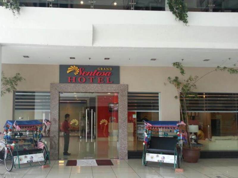 Grand Sentosa Hotel 3*